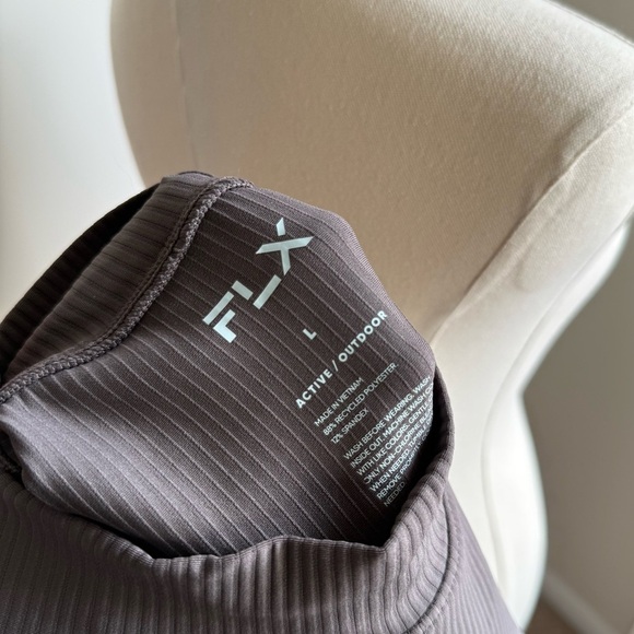 NWT FLX Gray Sleeveless Ribbed Mock Neck Active Wear Sport Tank Top Size Medium - Picture 6 of 6